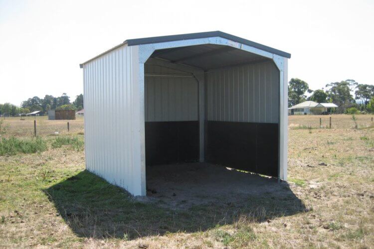 paddock shelter